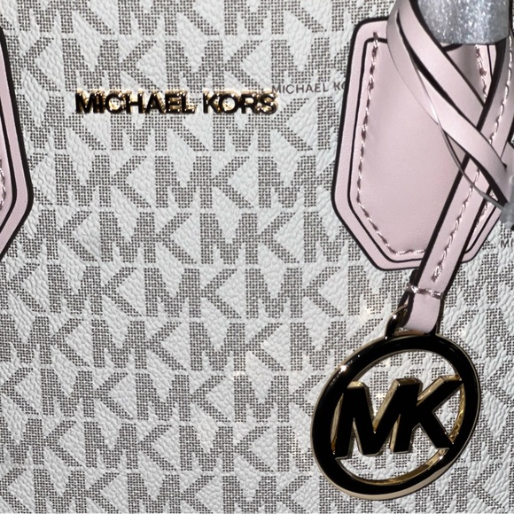 MICHAEL KORS Mercer Medium Accordion Crossbody Bag - NWT - Picture 3 of 11